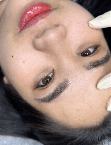 https://www.instagram.com/featherbrowslv